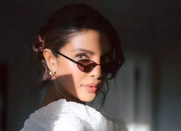 Priyanka Chopra ने मिडिल ईस्ट में तनाव के बीच होलिका दहन पर उम्मीद का संदेश दिया Priyanka Chopra ने मिडिल ईस्ट में तनाव के बीच होलिका दहन पर उम्मीद का संदेश दिया
