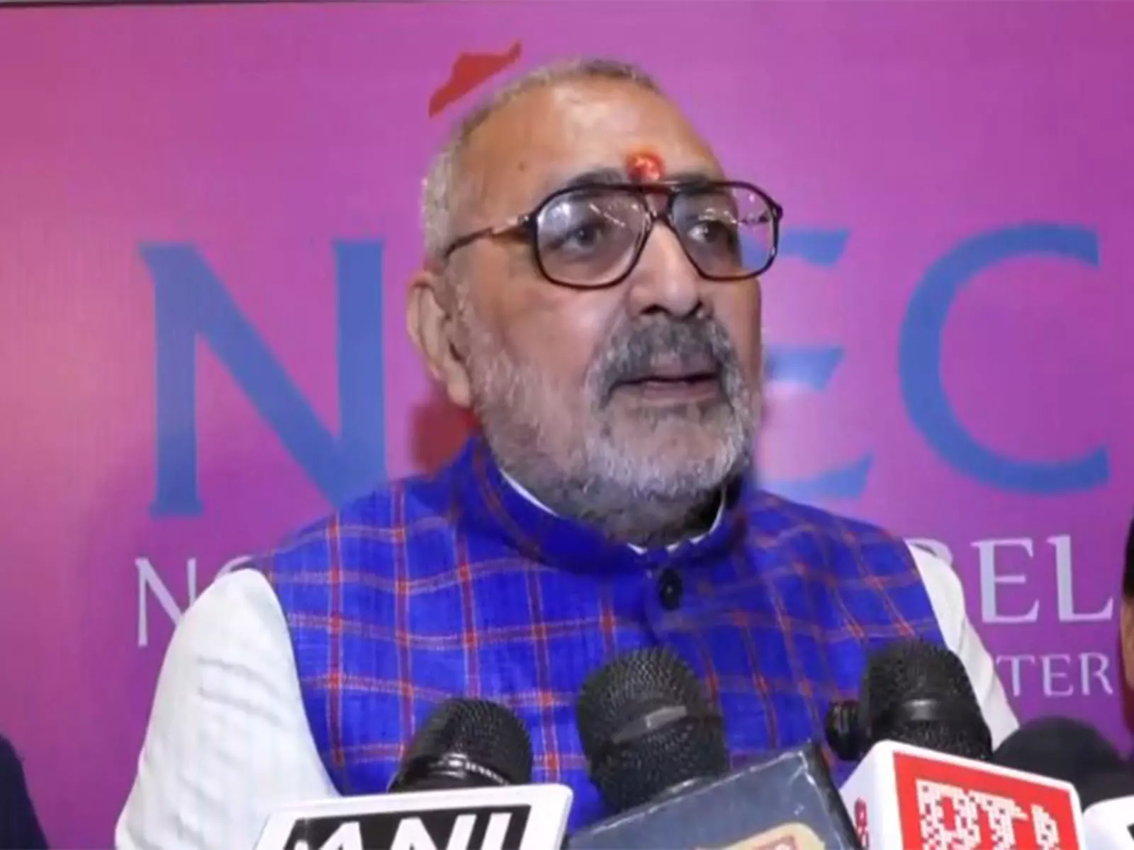 केंद्रीय मंत्री गिरिराज सिंह ने Noida को सबसे बड़ा रोज़गार केंद्र बताया केंद्रीय मंत्री गिरिराज सिंह ने Noida को सबसे बड़ा रोज़गार केंद्र बताया