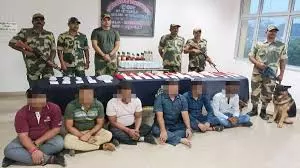 BSF ने धुबरी में सीमा पार से तस्करी की कोशिश नाकाम की BSF ने धुबरी में सीमा पार से तस्करी की कोशिश नाकाम की