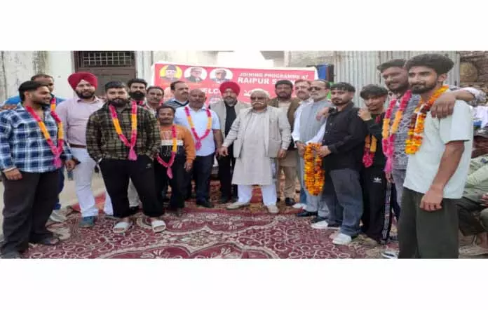 NC सरकार हाशिए पर पड़े लोगों का उत्थान करेगी, उनके जीवन स्तर में सुधार करेगी: Sadhotra NC सरकार हाशिए पर पड़े लोगों का उत्थान करेगी, उनके जीवन स्तर में सुधार करेगी: Sadhotra