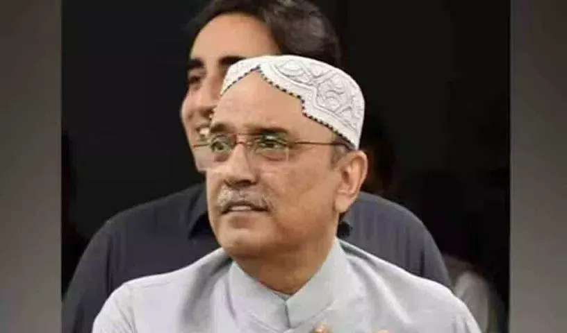 Asif Zardari पाकिस्तान के राष्ट्रपति आसिफ जरदारी ने दावा किया कि भारत एक और युद्ध की तैयारी Asif Zardari पाकिस्तान के राष्ट्रपति आसिफ जरदारी ने दावा किया कि भारत एक और युद्ध की तैयारी