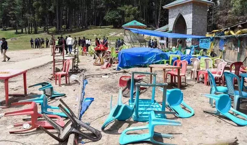 NIA: आतंकवादियों ने पहलगाम हमले में GoPro Hero 12 का इस्तेमाल किया NIA: आतंकवादियों ने पहलगाम हमले में GoPro Hero 12 का इस्तेमाल किया