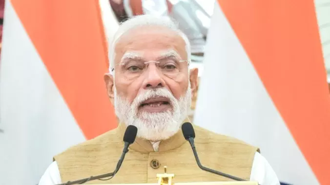 PM Modi ने बहरीन के राजा से बात की, देश पर हमलों की निंदा की PM Modi ने बहरीन के राजा से बात की, देश पर हमलों की निंदा की
