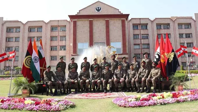 लेफ्टिनेंट जनरल मनोज कुमार कटियार ने आर्मी की तत्परता पर जोर दिया लेफ्टिनेंट जनरल मनोज कुमार कटियार ने आर्मी की तत्परता पर जोर दिया