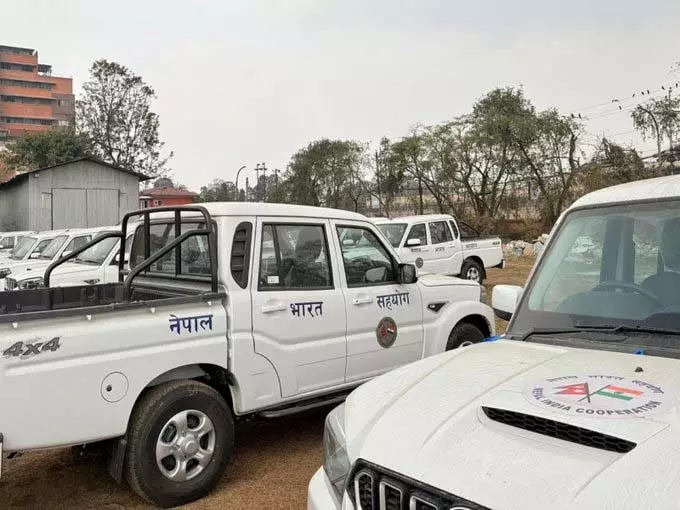 India ने नेपाल को चुनावी तैयारी में दिया भारी वाहन समर्थन India ने नेपाल को चुनावी तैयारी में दिया भारी वाहन समर्थन
