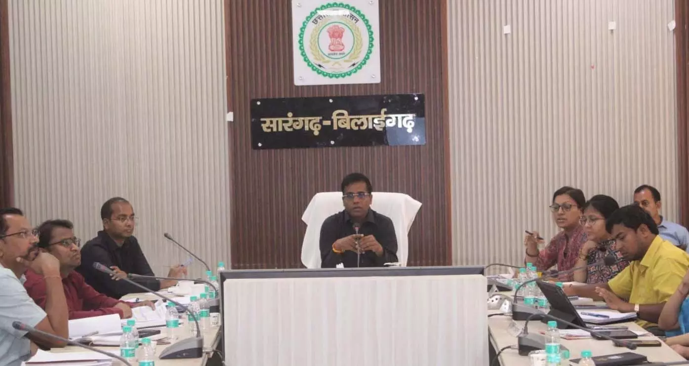 कलेक्टर डॉ संजय कन्नौजे ने पीएम आवास निर्माण को प्राथमिकता से पूर्ण करने के निर्देश दिए कलेक्टर डॉ संजय कन्नौजे ने पीएम आवास निर्माण को प्राथमिकता से पूर्ण करने के निर्देश दिए