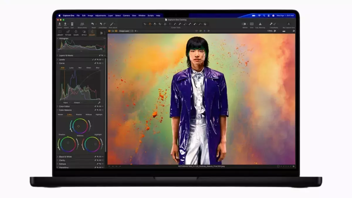 Apple ने MacBook Pro को M5 Pro और M5 Max के साथ अपडेट, तेज़ स्टोरेज और Wi-Fi 7 जोड़ा Apple ने MacBook Pro को M5 Pro और M5 Max के साथ अपडेट, तेज़ स्टोरेज और Wi-Fi 7 जोड़ा
