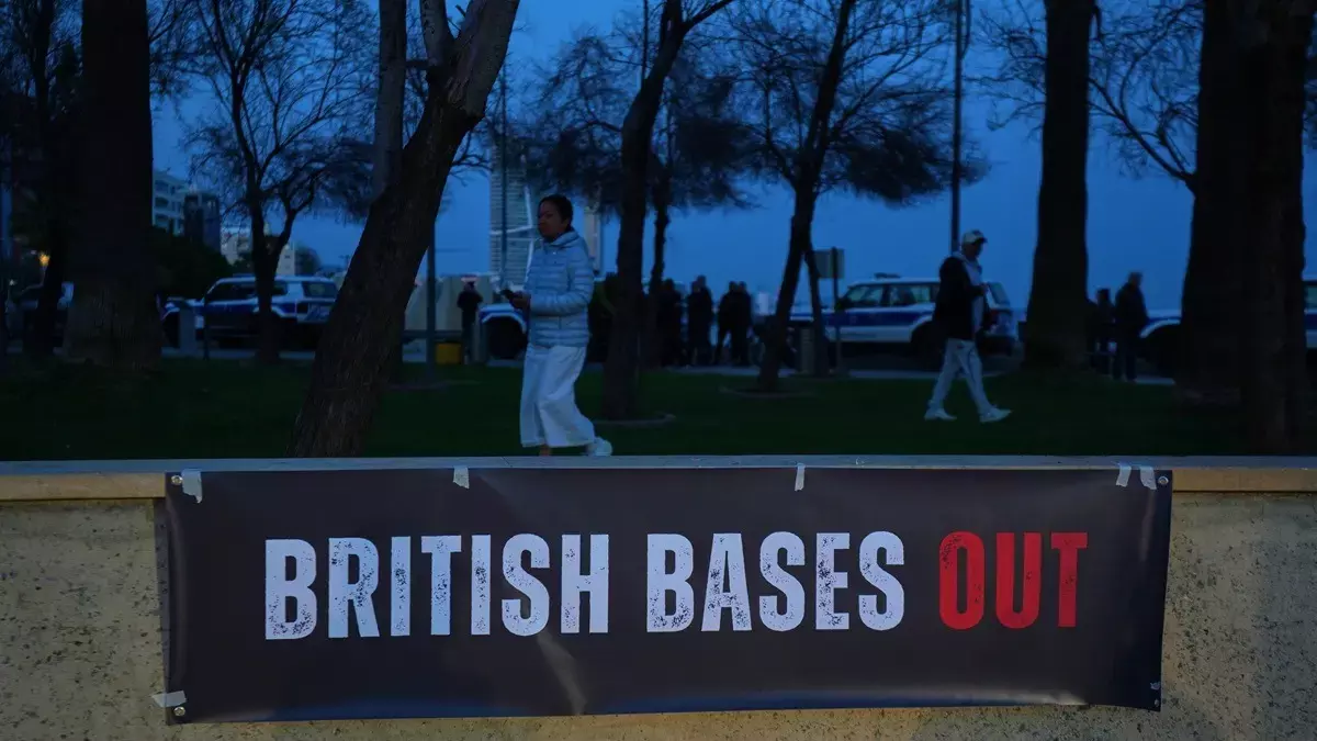 How Britain की औपनिवेशिक विरासत ने साइप्रस को मिडिल ईस्ट संघर्ष में फिर से उलझा दिया How Britain की औपनिवेशिक विरासत ने साइप्रस को मिडिल ईस्ट संघर्ष में फिर से उलझा दिया