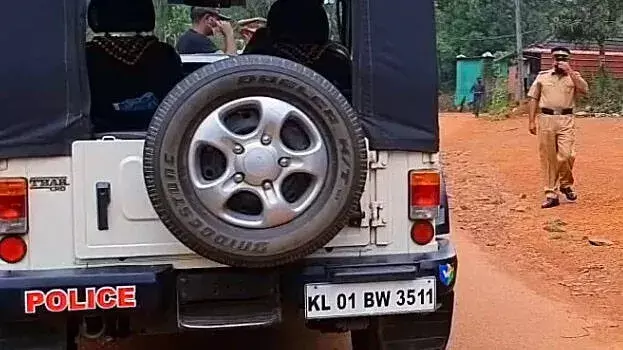 kerala: नाबालिग लड़की के यौन शोषण के लिए आदमी को 50 साल की सज़ा सुनाई kerala: नाबालिग लड़की के यौन शोषण के लिए आदमी को 50 साल की सज़ा सुनाई