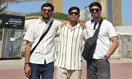 बार-बार फ्लाइट रद्द होने से दुबई में फंसे बिलासपुर के तीन युवक