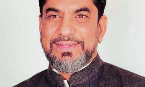 नूह में हेल्थकेयर बढ़ा, लेकिन कांग्रेस MLA ने पूछा: यूनिवर्सिटी क्यों नहीं? नूह में हेल्थकेयर बढ़ा, लेकिन कांग्रेस MLA ने पूछा: यूनिवर्सिटी क्यों नहीं?