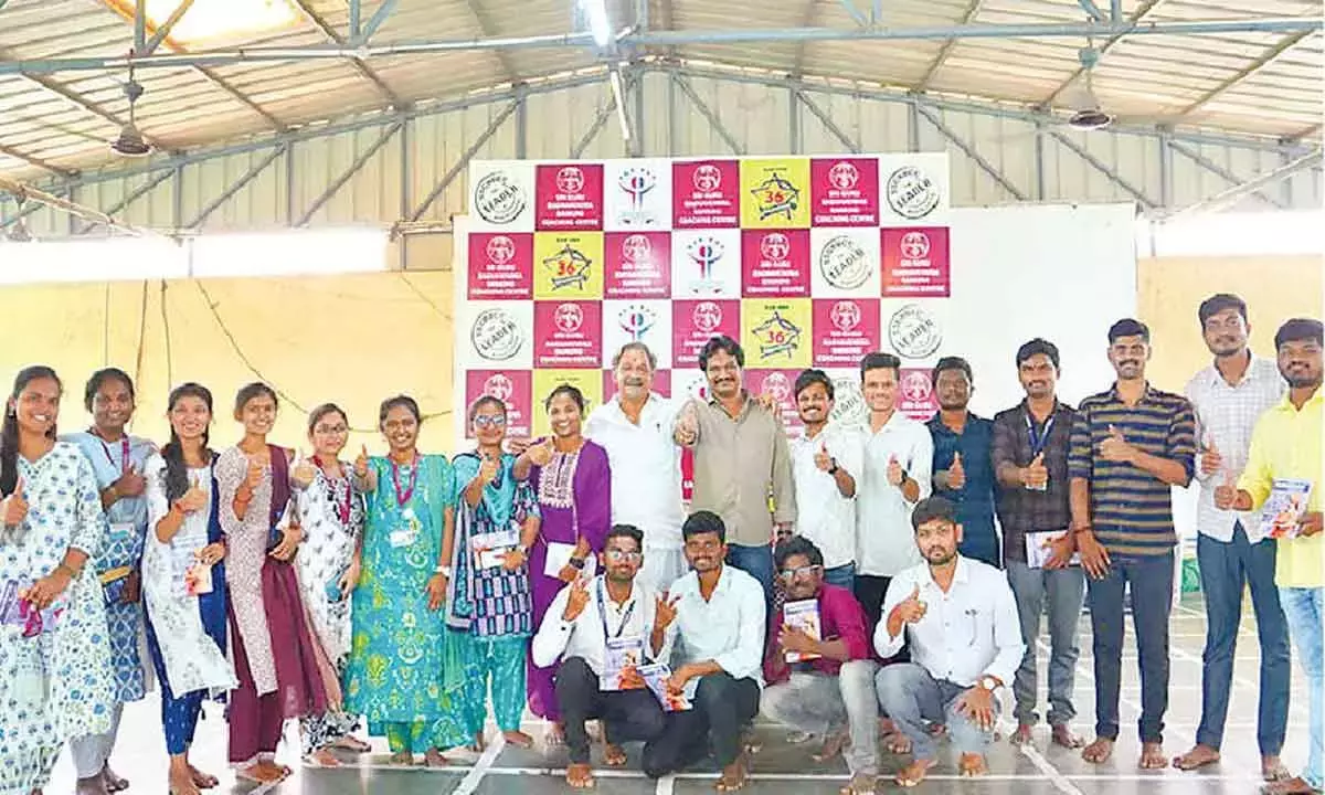 गुरु राघवेंद्र के स्टूडेंट्स IBPS, RRB जॉब्स में अच्छा परफॉर्म करते हैं गुरु राघवेंद्र के स्टूडेंट्स IBPS, RRB जॉब्स में अच्छा परफॉर्म करते हैं