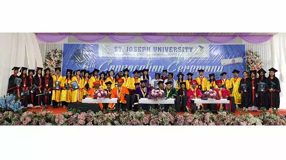 Nagaland : एसजेयू ने छठा दीक्षांत समारोह आयोजित किया Nagaland : एसजेयू ने छठा दीक्षांत समारोह आयोजित किया