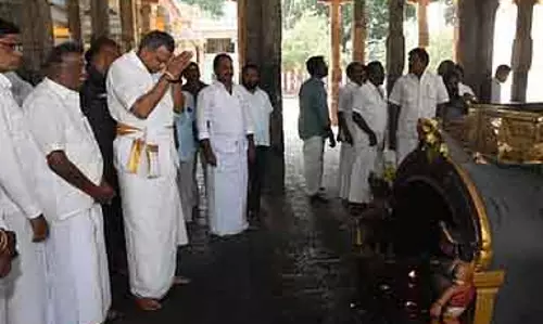 कांग्रेस ने DMK के अलावा किसी और से बातचीत नहीं की: कार्ति चिदंबरम कांग्रेस ने DMK के अलावा किसी और से बातचीत नहीं की: कार्ति चिदंबरम