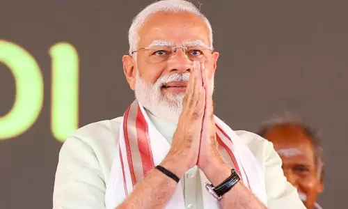 PM Modi ने होली के अवसर पर सभी के जीवन में खुशियों और समृद्धि की इच्छा जताई PM Modi ने होली के अवसर पर सभी के जीवन में खुशियों और समृद्धि की इच्छा जताई