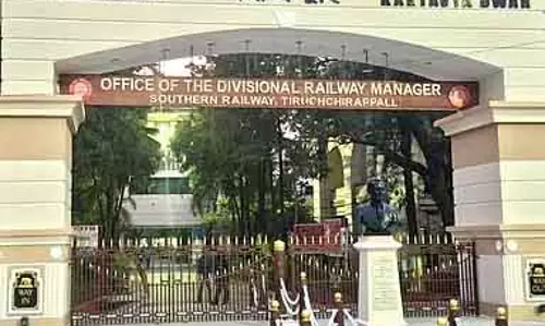 Trichy रेलवे ऑफिस का हिंदी नाम : तमिलसाई सुंदरराजन ने किया विरोध