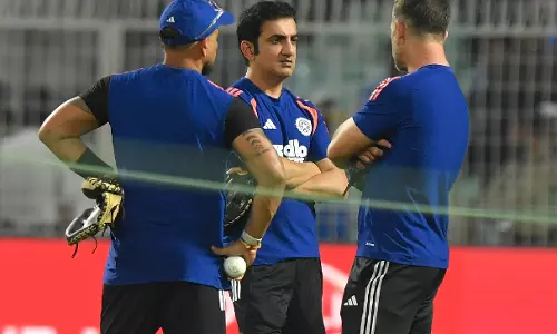 T20 WC: अगर ENG vs IND सेमीफाइनल बारिश की वजह से रद्द हुआ तो क्या होगा? T20 WC: अगर ENG vs IND सेमीफाइनल बारिश की वजह से रद्द हुआ तो क्या होगा?