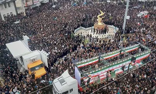 ईरान के तेल शिपिंग रूट पर दबाव: Israel ने नए हमले शुरू किए ईरान के तेल शिपिंग रूट पर दबाव: Israel ने नए हमले शुरू किए
