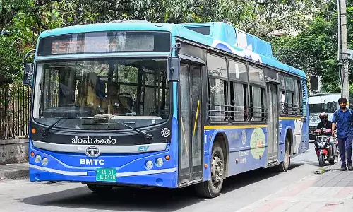 BMTC की बसें आखिरकार रामनगर और कनकपुरा पहुंच गई BMTC की बसें आखिरकार रामनगर और कनकपुरा पहुंच गई