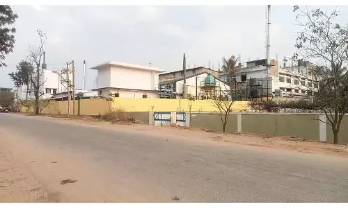 Karnataka : चिक्कबल्लापुर निर्वाचन क्षेत्र के लिए शून्य औद्योगीकरण Karnataka : चिक्कबल्लापुर निर्वाचन क्षेत्र के लिए शून्य औद्योगीकरण