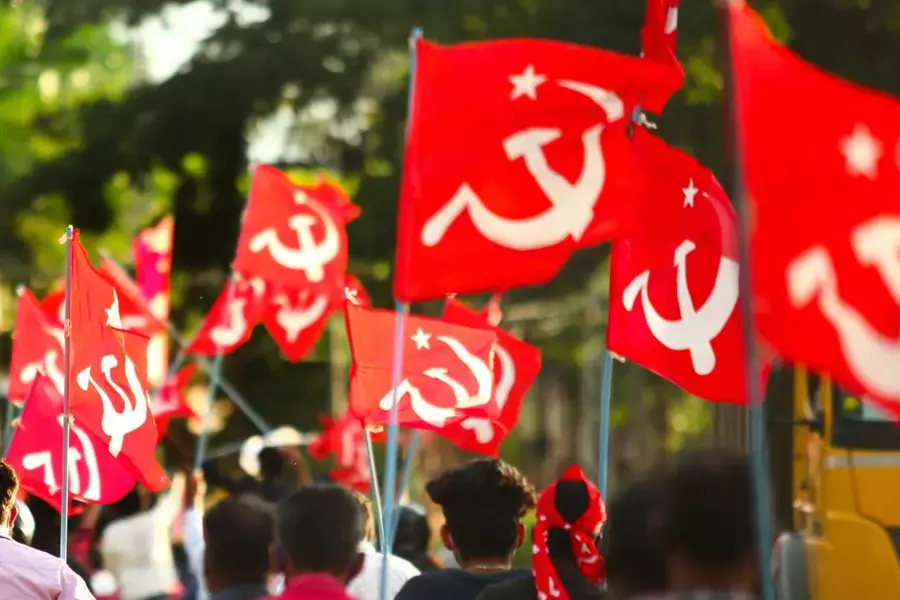 CPM ने नए चेहरों के बिना उम्मीदवारों की लिस्ट जारी; त्रिशूर में ज़मीनी स्तर पर असंतोष CPM ने नए चेहरों के बिना उम्मीदवारों की लिस्ट जारी; त्रिशूर में ज़मीनी स्तर पर असंतोष