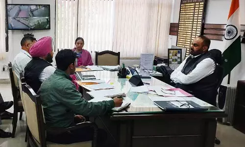 Nawanshahr DC ने बाढ़ सुरक्षा की समीक्षा की, मानसून से पहले प्रोजेक्ट को समय पर पूरा करने का आग्रह किया Nawanshahr DC ने बाढ़ सुरक्षा की समीक्षा की, मानसून से पहले प्रोजेक्ट को समय पर पूरा करने का आग्रह किया