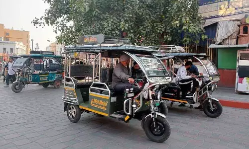Phagwara में बिना रजिस्ट्रेशन वाले ई-रिक्शा ट्रैफिक और सुरक्षा के लिए खतरा पैदा कर रहे