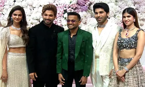 Allu Arjun और बेसिल जोसेफ ने अल्लू सिरीश रिसेप्शन में मिलकर बात की Allu Arjun और बेसिल जोसेफ ने अल्लू सिरीश रिसेप्शन में मिलकर बात की