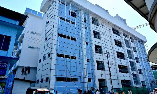 तीन साल बाद भी निर्माण कार्य पूरा नहीं हुआ; District अस्पताल भवन के उद्घाटन में देरी तीन साल बाद भी निर्माण कार्य पूरा नहीं हुआ; District अस्पताल भवन के उद्घाटन में देरी