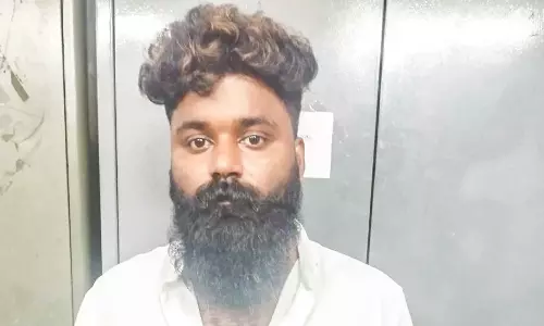 आपराधिक मामले का संदिग्ध MDMA के साथ गिरफ्तार आपराधिक मामले का संदिग्ध MDMA के साथ गिरफ्तार