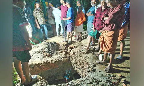 Kerala : पीने के पानी की कमी, गृहणियों का विरोध प्रदर्शन