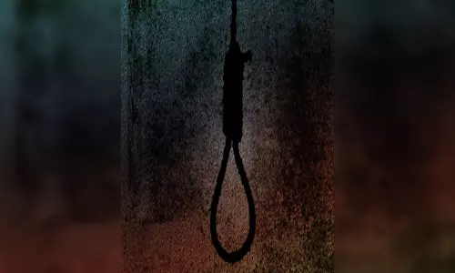 मतदाता सूची में अपना नाम अधिनियमित श्रेणी में देखकर की आत्महत्या