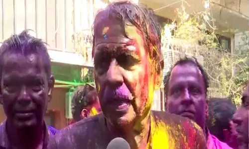 संदीप दीक्षित ने AAP की होली पर चुटकी ली