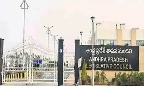 AP विधान परिषद में मंत्री अत्चन्नायडू की टिप्पणी पर हंगामा