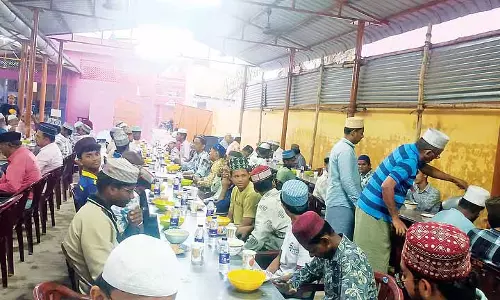 Tirunelveli और कयालपट्टिनम में कांजी और स्थानीय व्यंजनों से शामें खास होती हैं Tirunelveli और कयालपट्टिनम में कांजी और स्थानीय व्यंजनों से शामें खास होती हैं