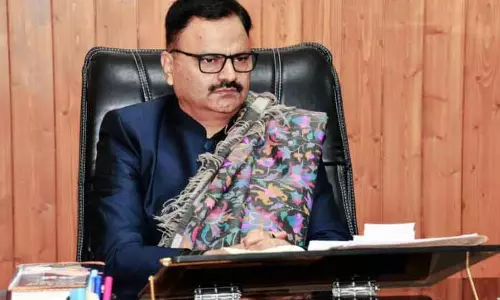 राणा ने कश्मीर संभाग में PHE and I&FC योजनाओं की समीक्षा की राणा ने कश्मीर संभाग में PHE and I&FC योजनाओं की समीक्षा की