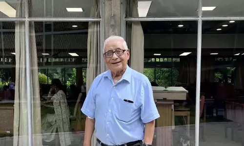 जाने-माने पत्रकार और डिप्लोमैट HK Dua का 88 साल की उम्र में निधन हो गया जाने-माने पत्रकार और डिप्लोमैट HK Dua का 88 साल की उम्र में निधन हो गया