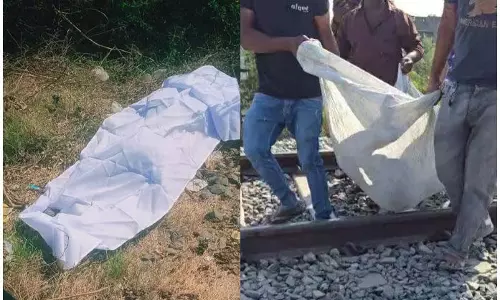 ट्रेन की चपेट में आने से दो लोगों की मौत, परिजनों का पता लगाने की कोशिश तेज