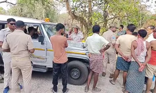 Bhadrak village में डीजे विवाद के बाद ग्रुप में झड़प, 12 घायल, 3 की हालत गंभीर