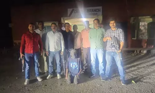 Panchkula: लूटपाट के इरादे से युवक को चाकू मारा, मुख्य आरोपी गिरफ्तार Panchkula: लूटपाट के इरादे से युवक को चाकू मारा, मुख्य आरोपी गिरफ्तार