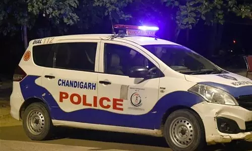 Chandigarh: चंडीगढ़ में 17 युवकों पर पुलिस की कार्रवाई