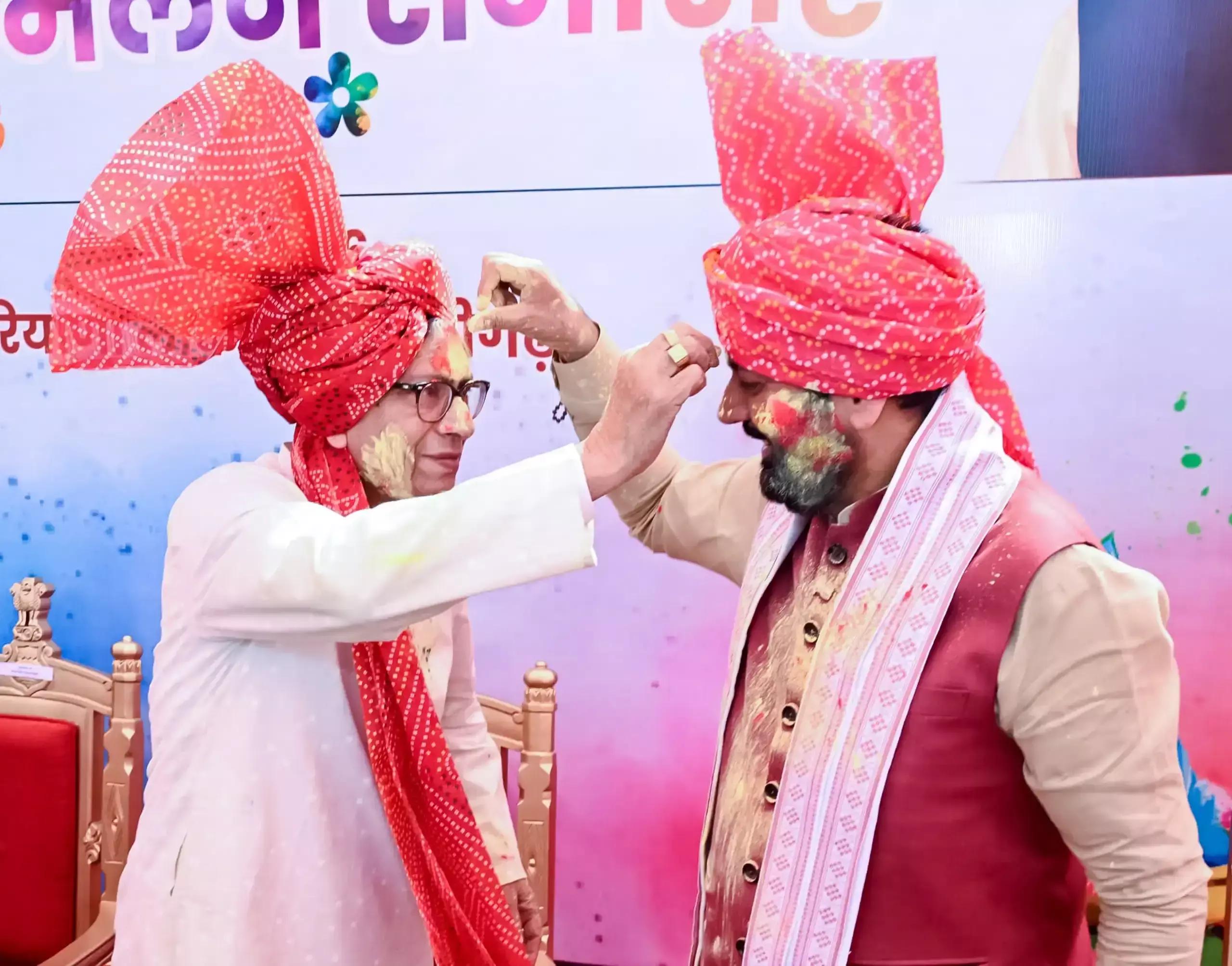 Sonipat: हरियाणा में पारंपरिक अंदाज में मनाया गया होली पर्व