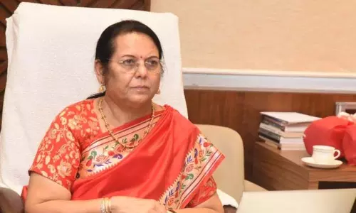 नीलम गोरहे ने ज़िलेवार कमेटियों से IVF सेंटर्स पर नज़र रखने की अपील की नीलम गोरहे ने ज़िलेवार कमेटियों से IVF सेंटर्स पर नज़र रखने की अपील की
