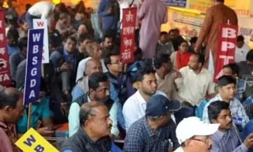 बंगाल DA संकट: जॉइंट मूवमेंट फोरम ने 13 मार्च को काम बंद रखने का किया ऐलान