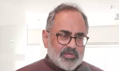 राजीव चंद्रशेखर का आरोप: CPM और कांग्रेस खामोश राजीव चंद्रशेखर का आरोप: CPM और कांग्रेस खामोश