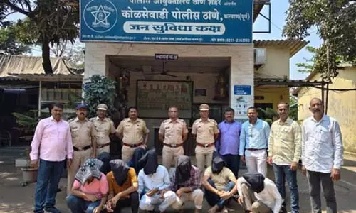 पुलिस बन ठगी करने वाले 8 आरोपियों का भंडाफोड़, 5 लाख रुपए और दो स्कॉर्पियो जब्त