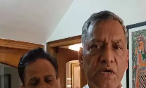 कांग्रेस MP अखिलेश प्रसाद सिंह ने होली की हार्दिक शुभकामनाएं दीं कांग्रेस MP अखिलेश प्रसाद सिंह ने होली की हार्दिक शुभकामनाएं दीं