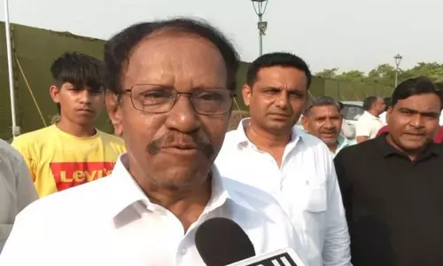 AIADMK ने एम थंबीदुरई को राज्यसभा चुनाव के लिए नामित किया