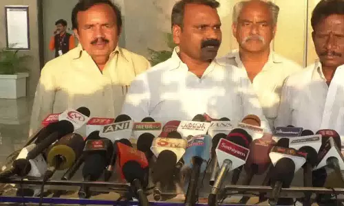 एल मुरुगन: केंद्र ने हिंदी नहीं थोपी, PM मोदी ने तमिल को गौरव दिलाया एल मुरुगन: केंद्र ने हिंदी नहीं थोपी, PM मोदी ने तमिल को गौरव दिलाया