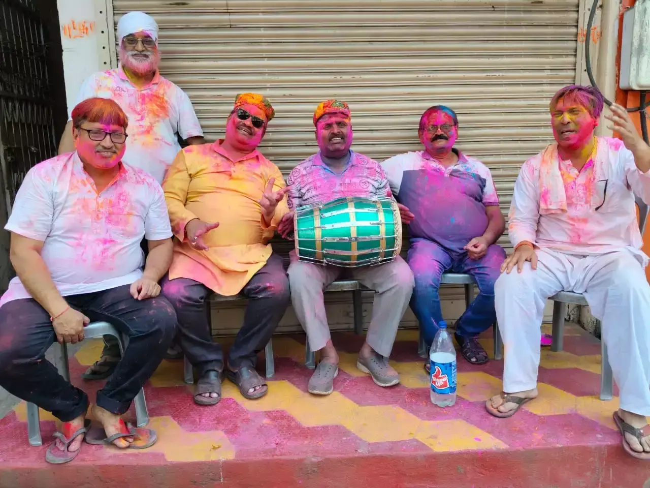 Kharagpur: होली पर खड़गपुर में दिखी भाईचारे की मिसाल